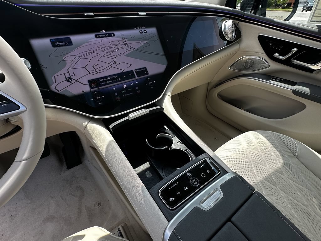 New 2027 Mercedes-Benz EQS 550 4MATIC SUV image 31