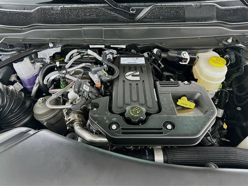 New 2026 RAM 3500 Limited w/ Towing Technology Group image 18