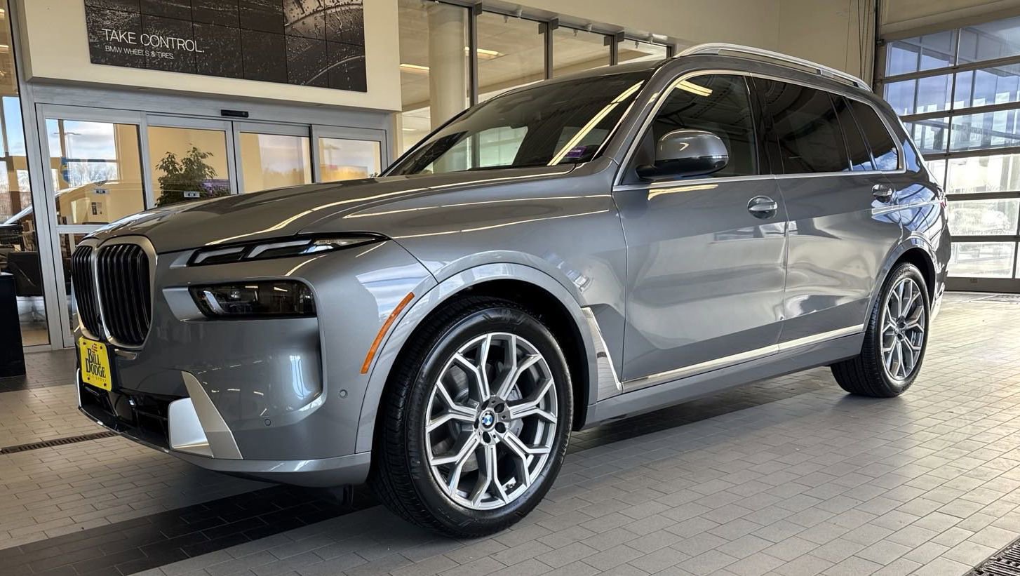 Used 2025 BMW X7 xDrive40i