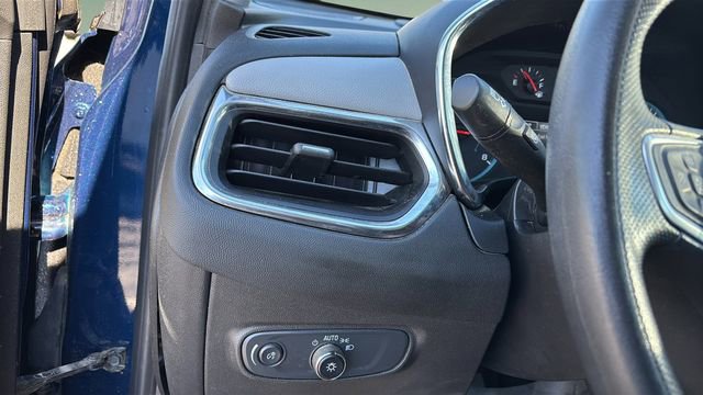 Used 2022 Chevrolet Equinox LS image 19