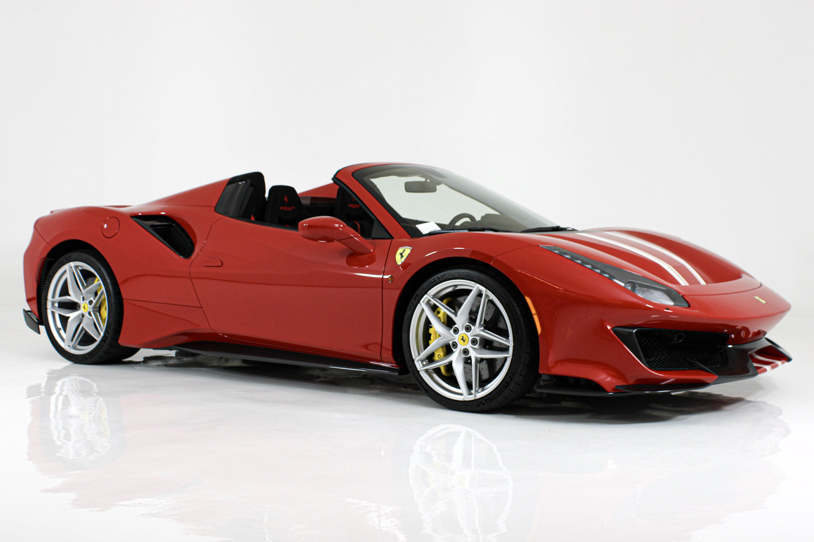 Certified 2019 Ferrari 488 Pista Spider RWD image 16