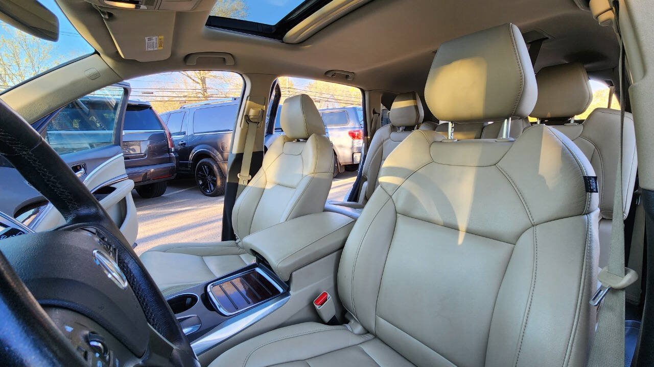 Used 2016 Acura MDX w/ Technology Package AWD/4WD image 28