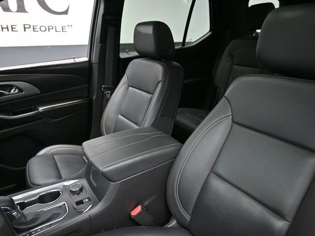 Used 2023 Chevrolet Traverse LT w/ LT Premium Package image 16