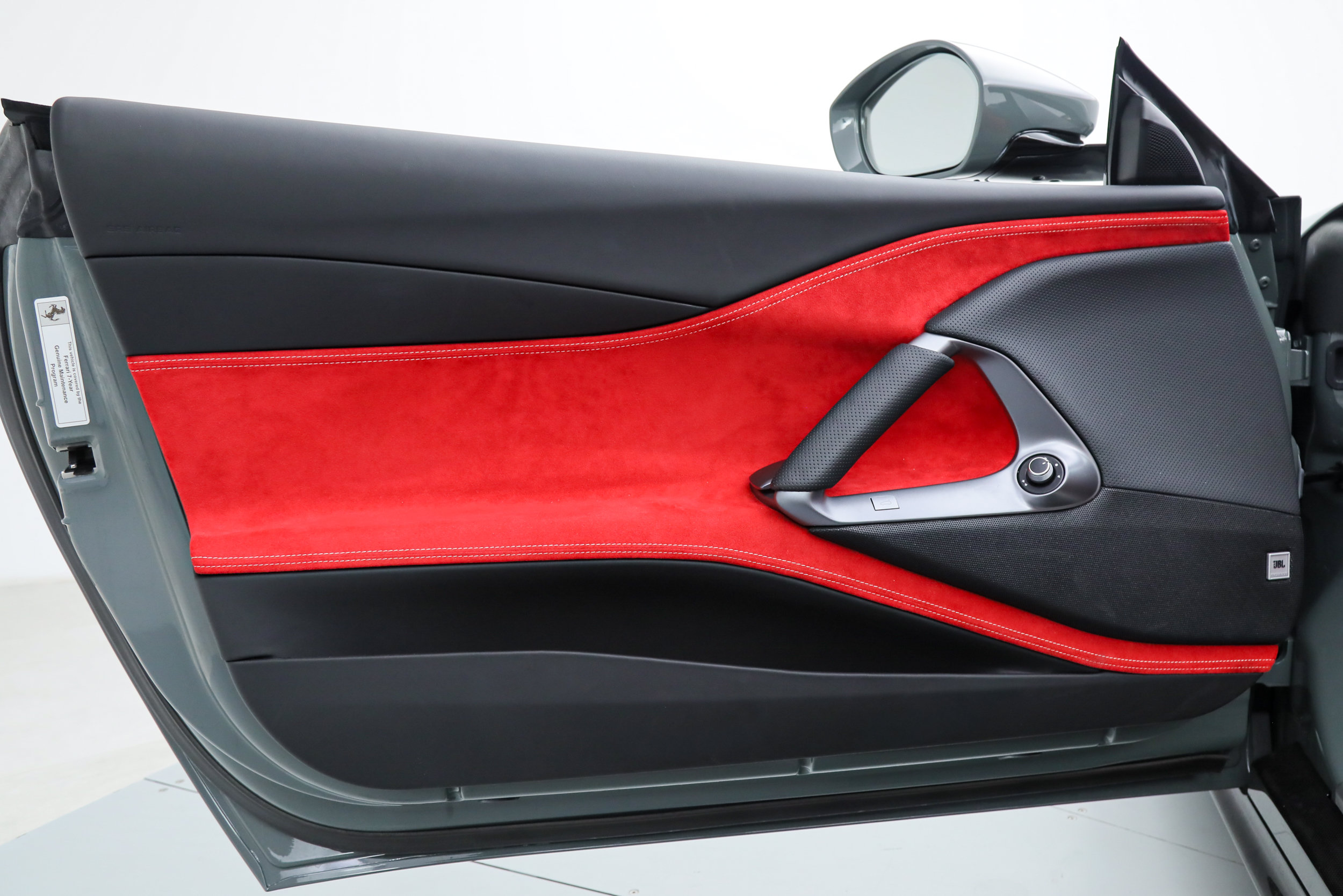Certified 2022 Ferrari 812 GTS RWD image 30