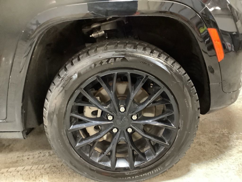 Used 2022 Jeep Grand Cherokee Summit w/ Adv Protech Group IV image 13