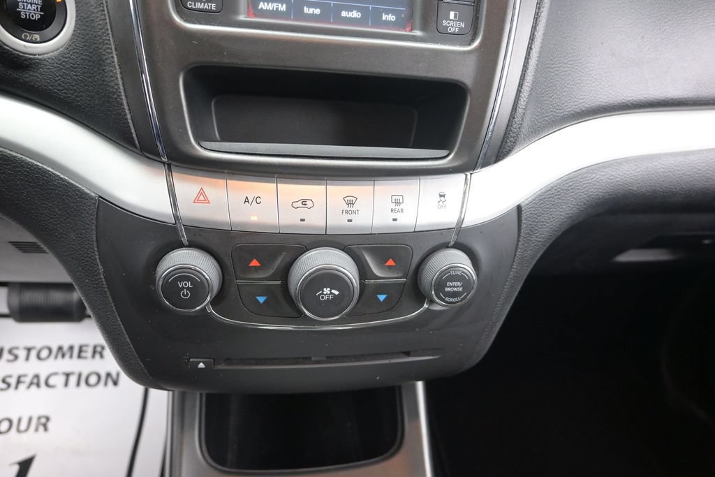 Used 2020 Dodge Journey SE w/ Blacktop Package FWD image 13