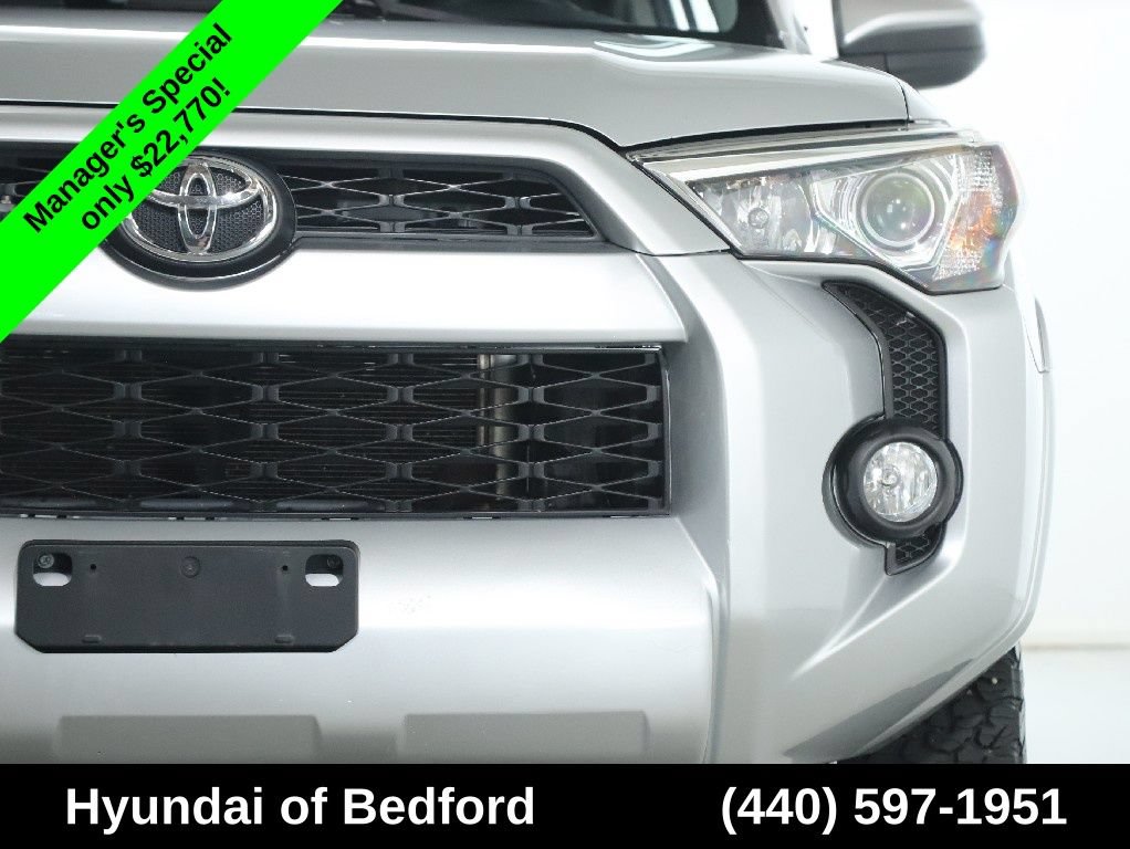 Used 2016 Toyota 4Runner SR5 AWD/4WD image 8