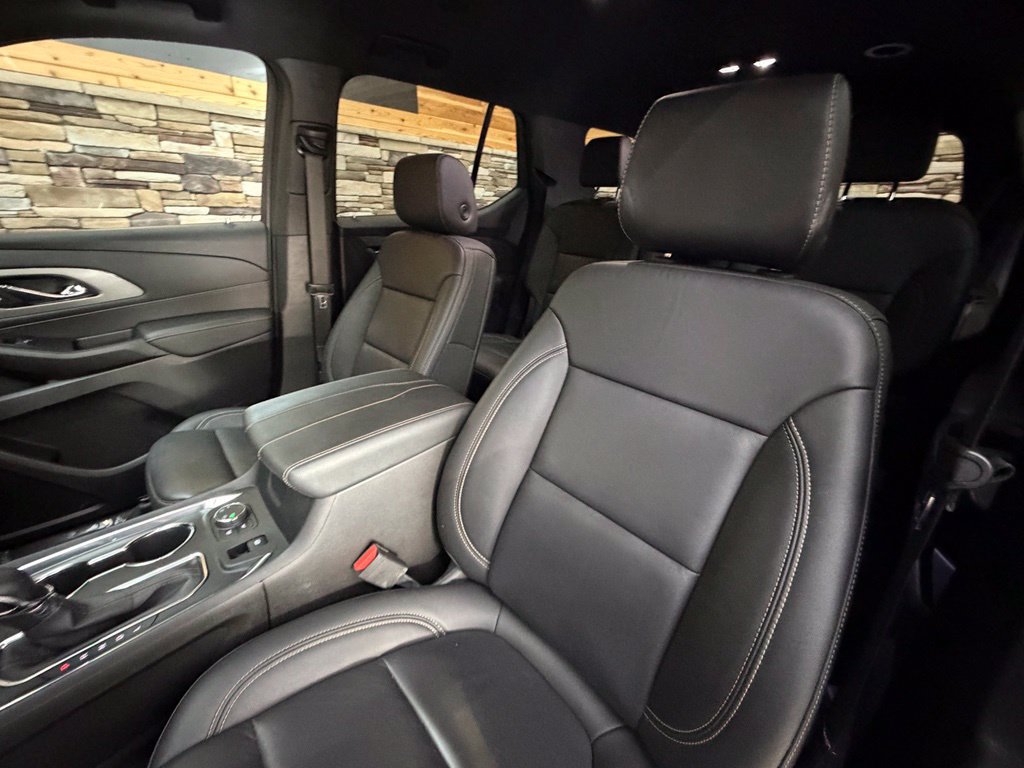 Used 2023 Chevrolet Traverse LT w/ LPO, Floor Liner Package AWD/4WD image 28