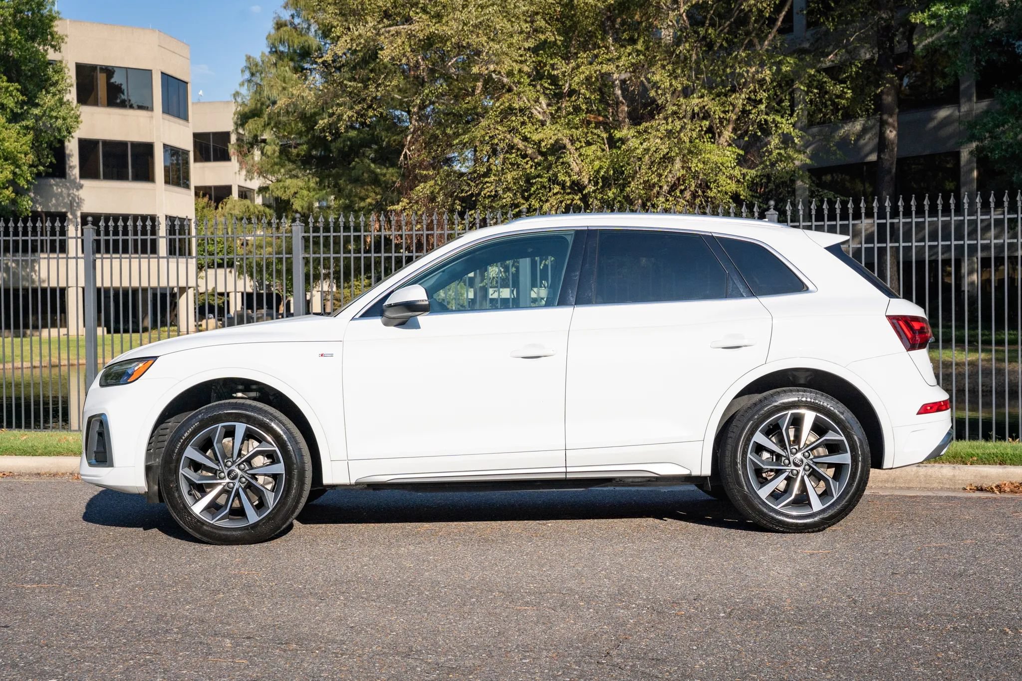 Used 2024 Audi Q5 2.0T Premium Plus AWD/4WD image 9