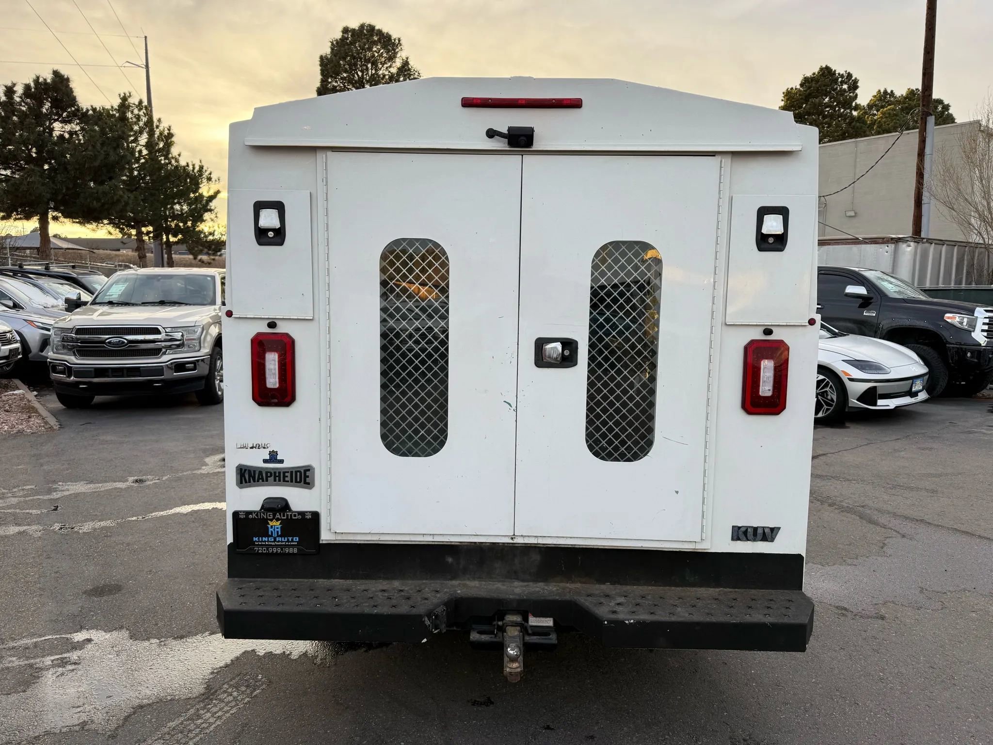 Used 2019 Ford Transit 350 138 w/ Interior Upgrade Package image 4