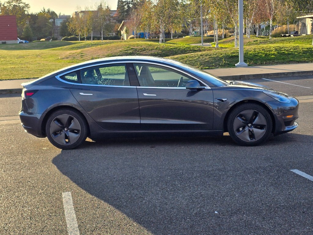 Used 2019 Tesla Model 3 Long Range AWD/4WD image 6