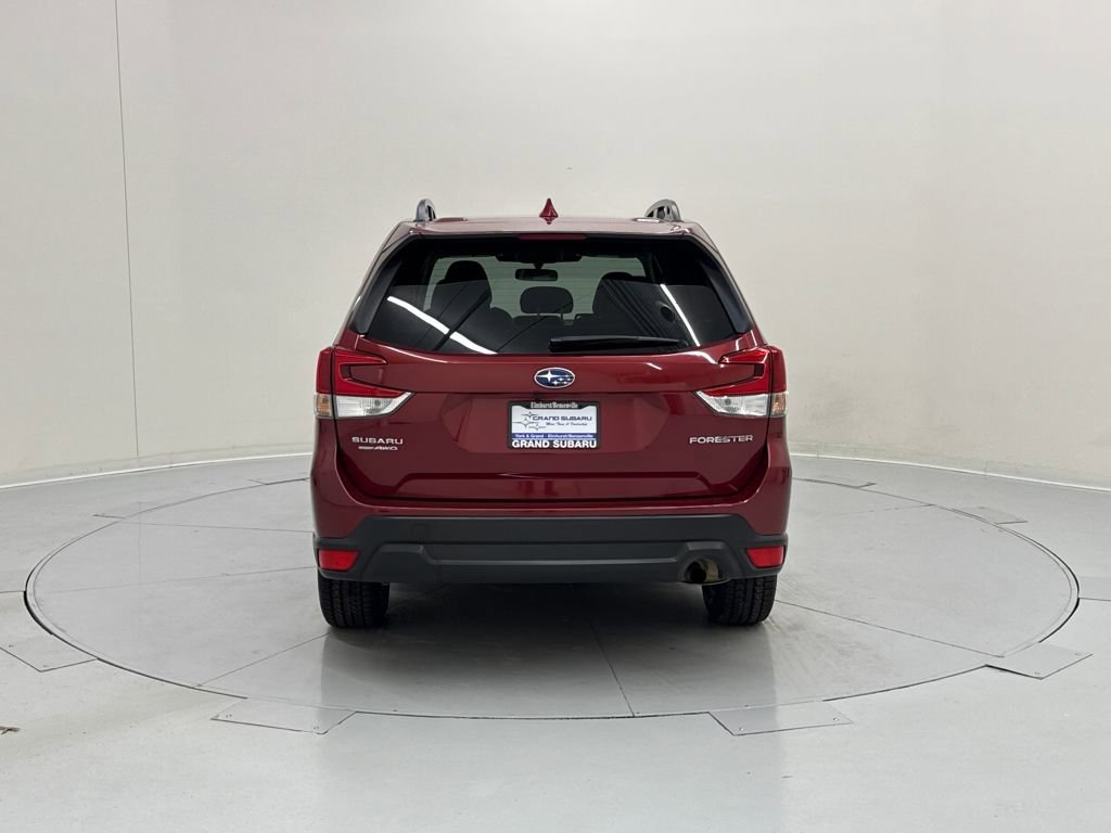 Used 2022 Subaru Forester Premium AWD/4WD image 4