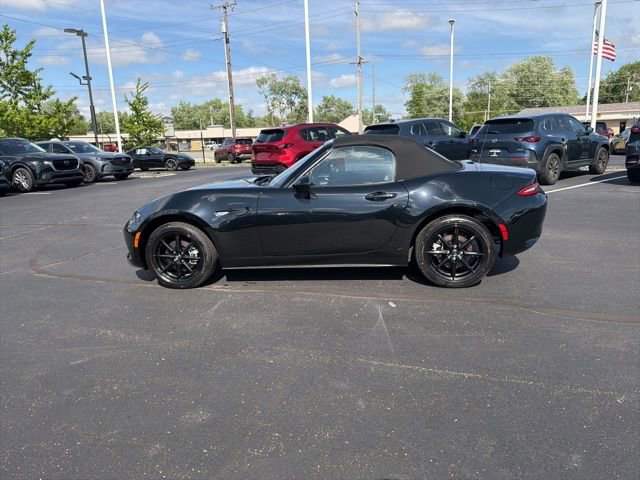 New 2026 MAZDA MX-5 Miata Sport RWD image 18
