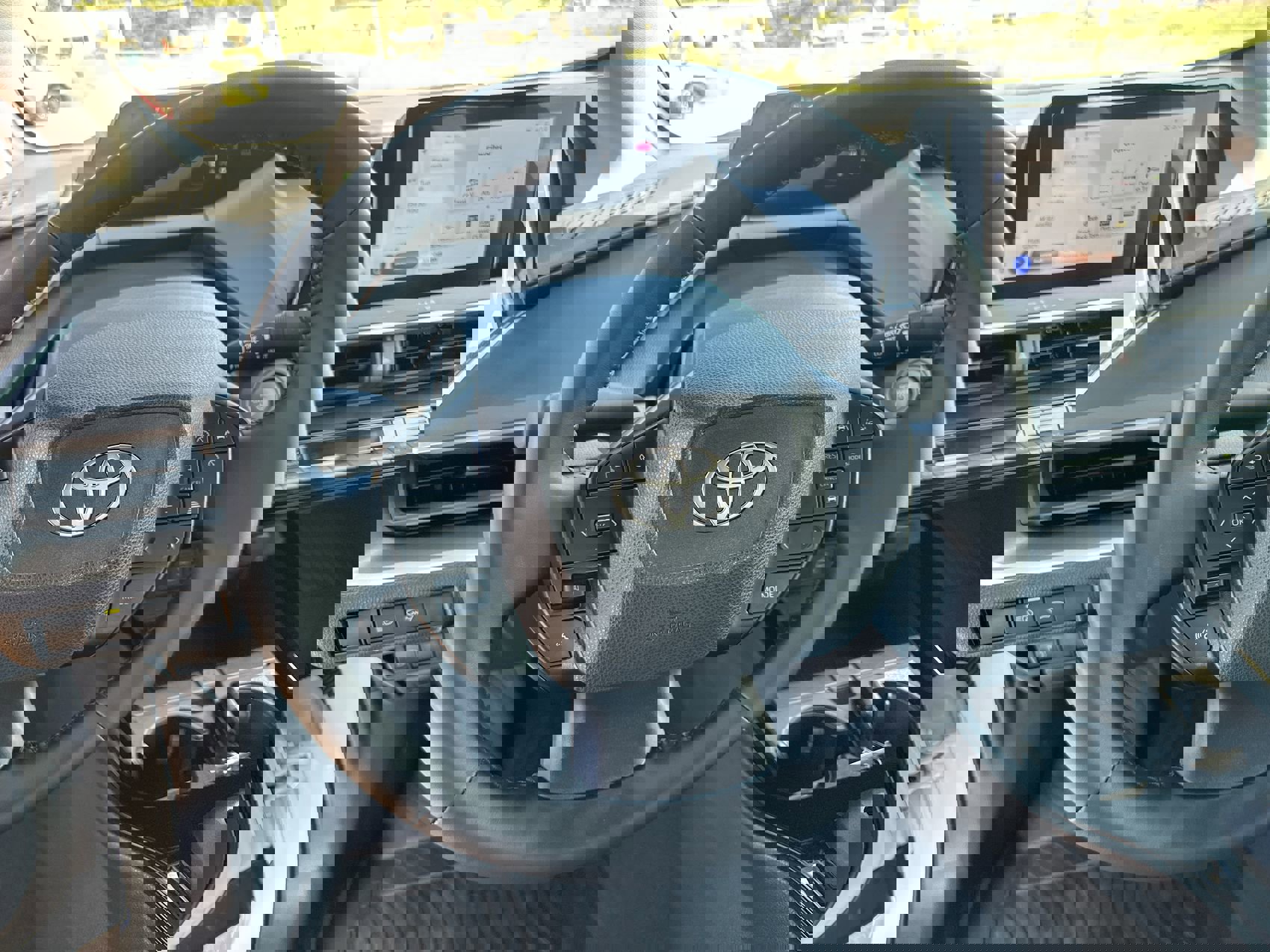 Used 2025 Toyota Prius Limited image 14