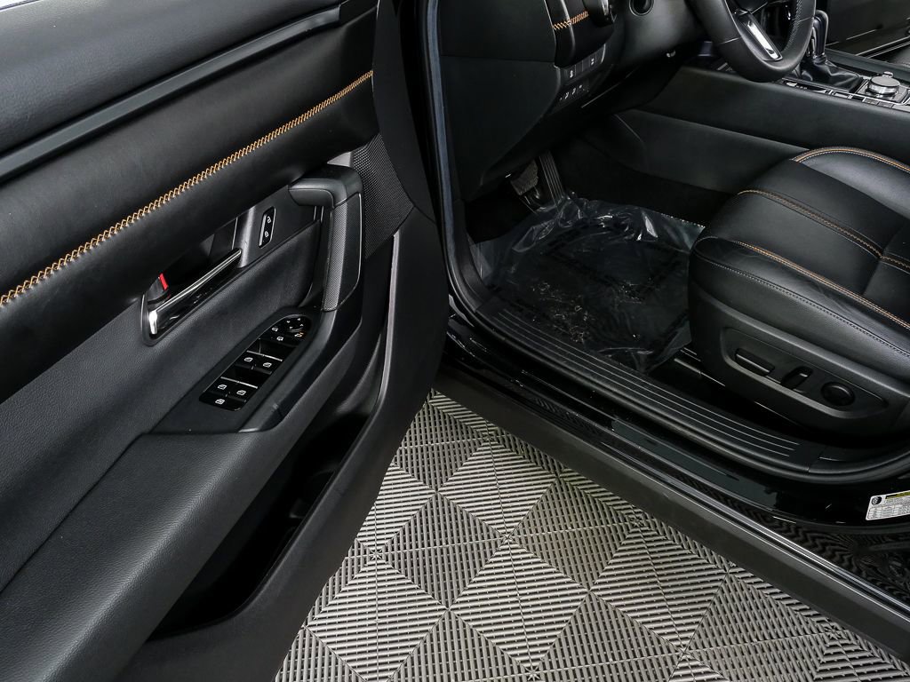 Used 2024 MAZDA CX-50 AWD 2.5 S w/ Premium Plus Pkg image 8