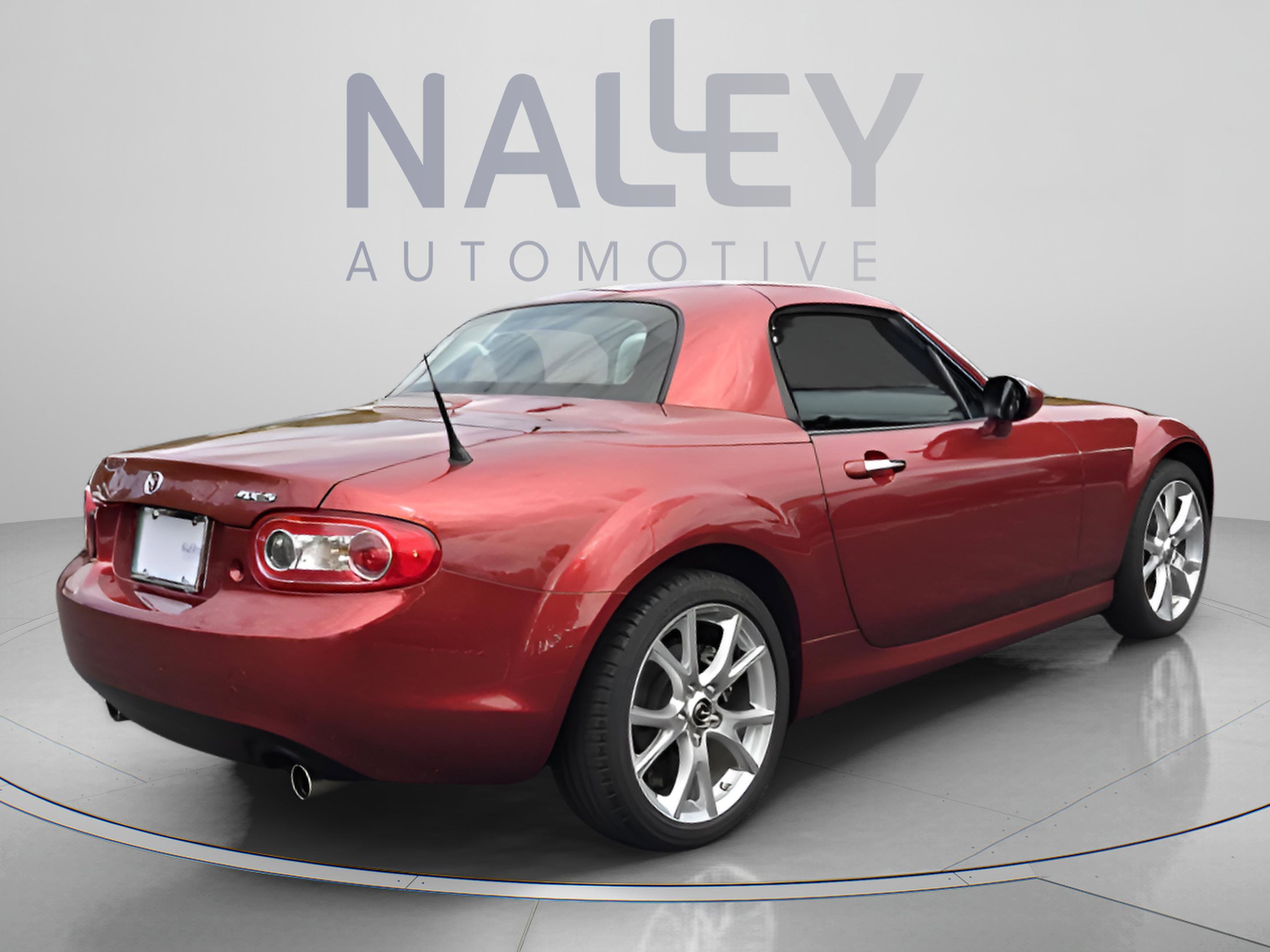 Used 2015 MAZDA MX-5 Miata Grand Touring RWD image 4