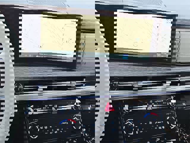 Certified 2025 Hyundai Santa Fe Limited image 28