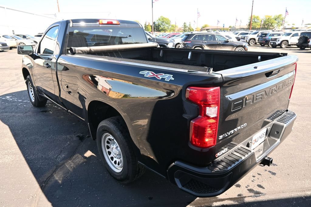 Used 2021 Chevrolet Silverado 1500 W/T w/ WT Value Package AWD/4WD image 19
