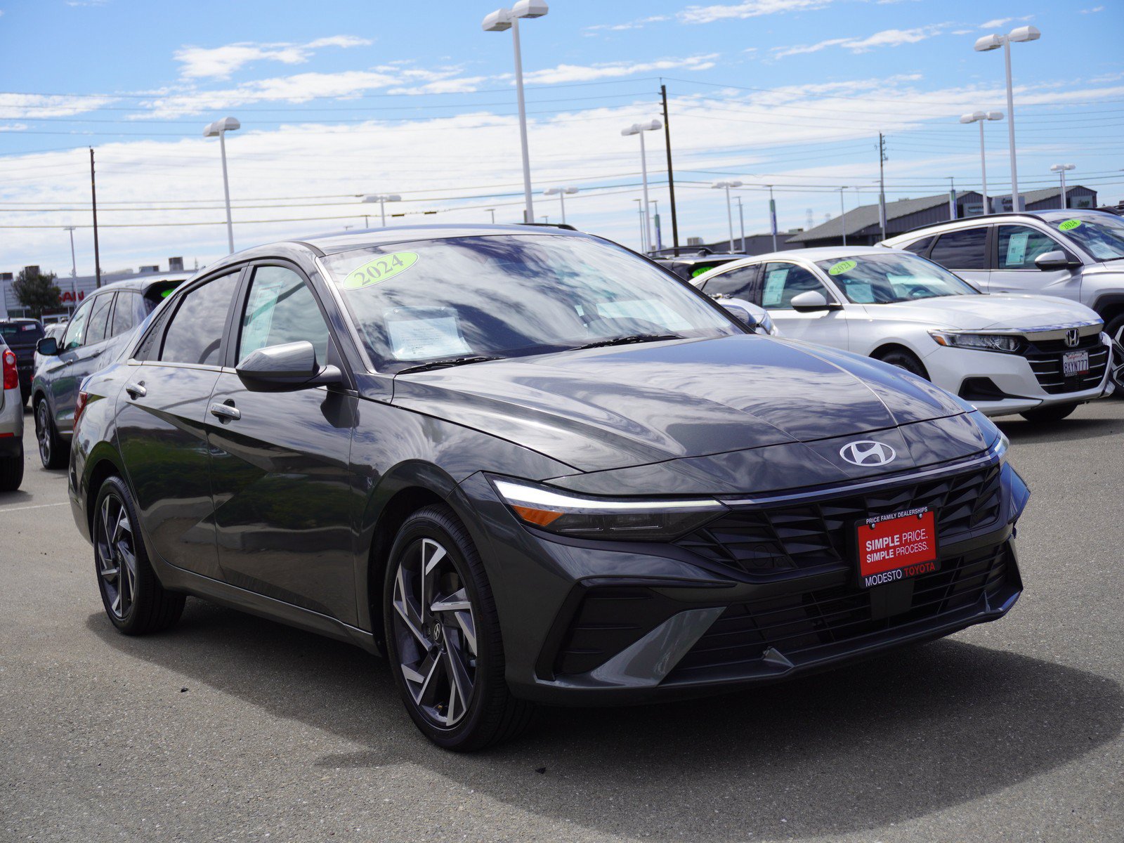 Used 2024 Hyundai Elantra SEL w/ Convenience Package