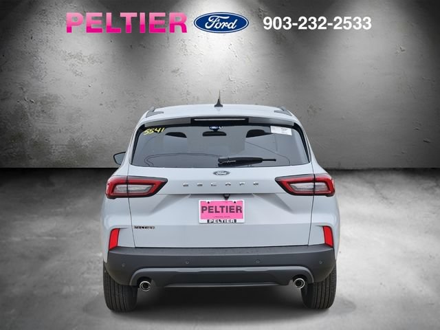 New 2026 Ford Escape ST-Line w/ Tech Pack #1 FWD image 4