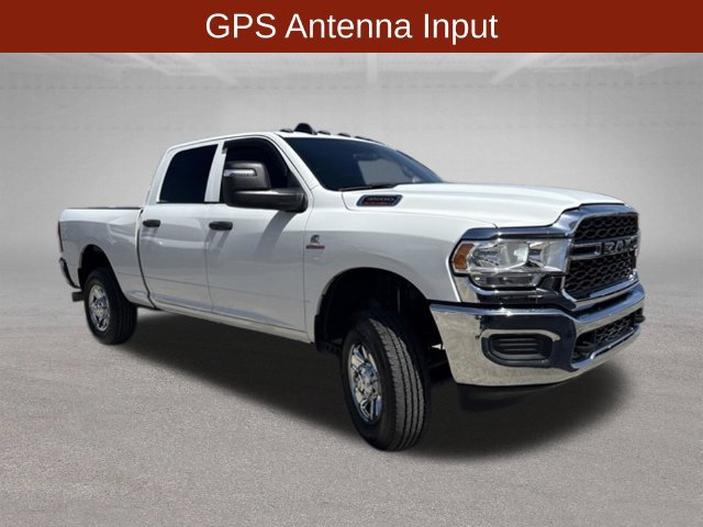 Used 2024 RAM 3500 Tradesman w/ Chrome Appearance Group AWD/4WD image 6
