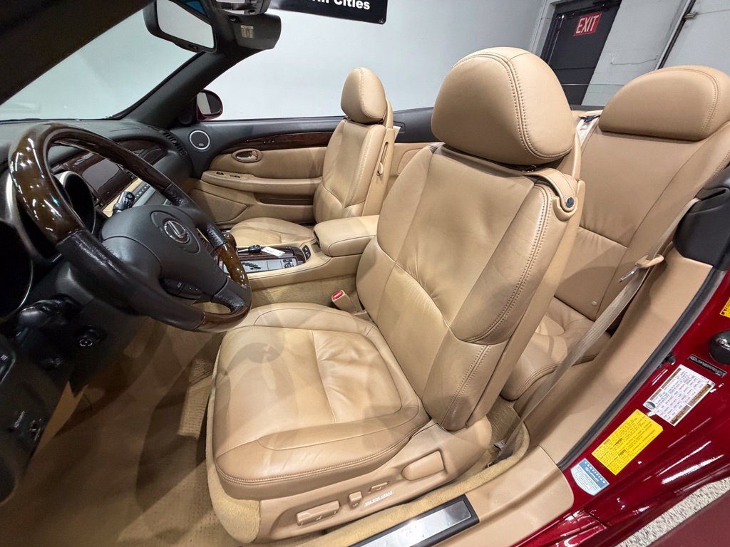 Used 2007 Lexus SC 430 Convertible RWD image 30