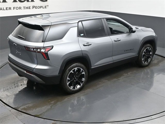 New 2026 Chevrolet Equinox LT w/ Safety and Technology Package image 18