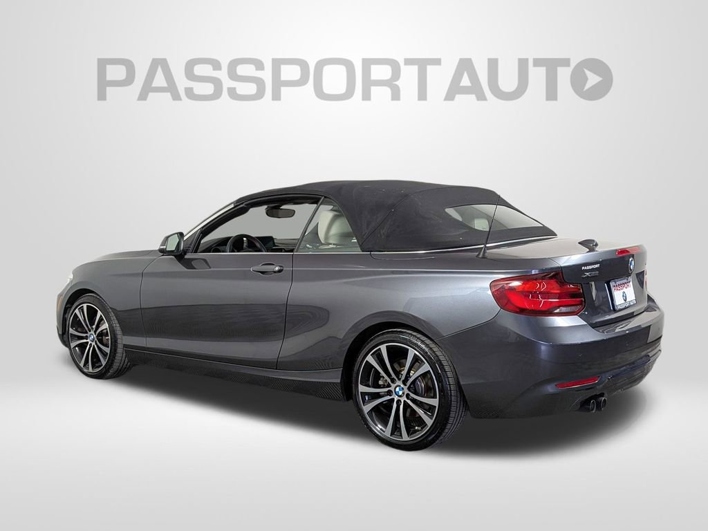 Used 2020 BMW 230i xDrive Convertible w/ Premium Package image 9