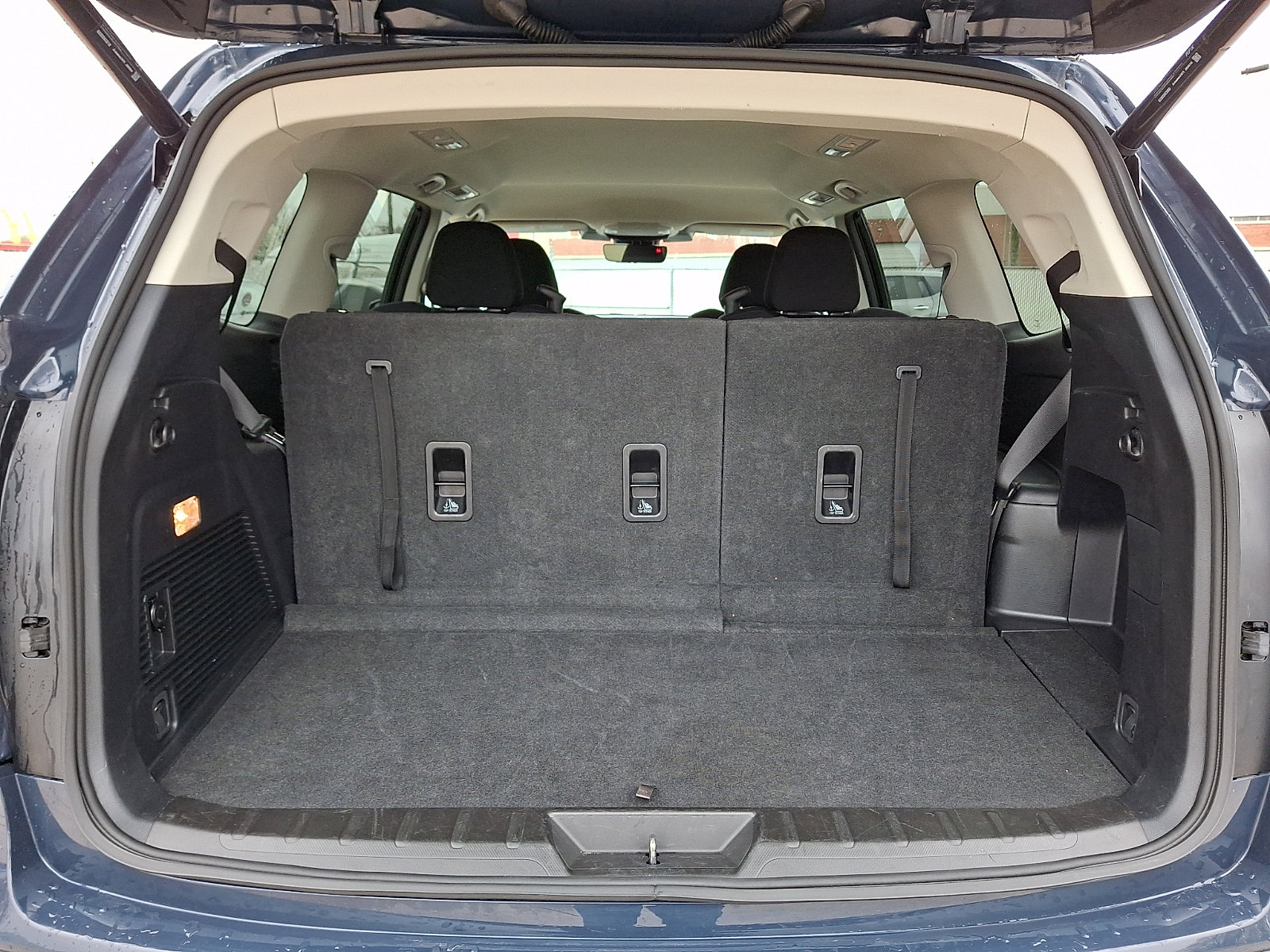 Used 2024 Subaru Ascent Premium w/ Convenience Package image 30