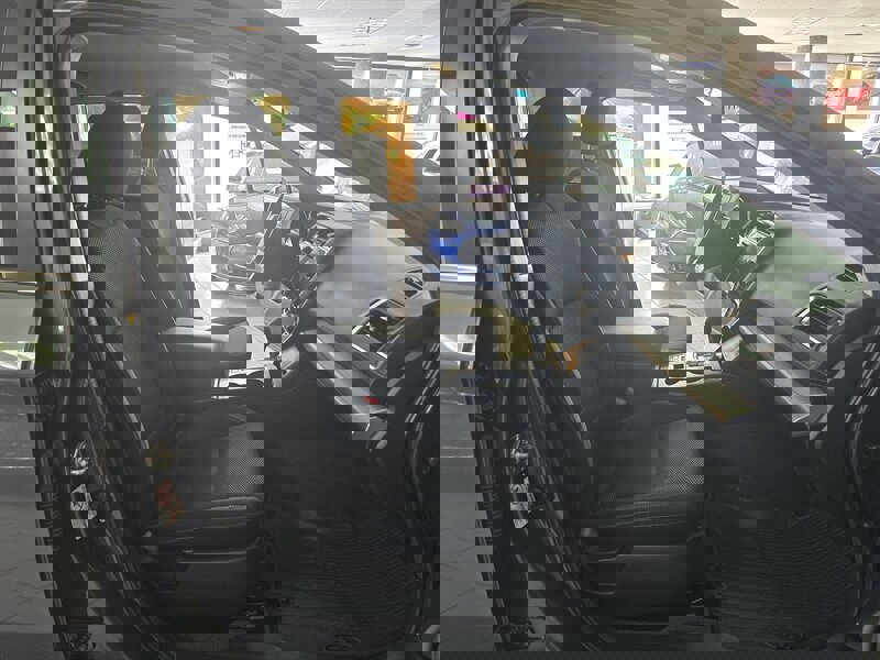 Used 2019 Subaru Outback 2.5i Premium image 14