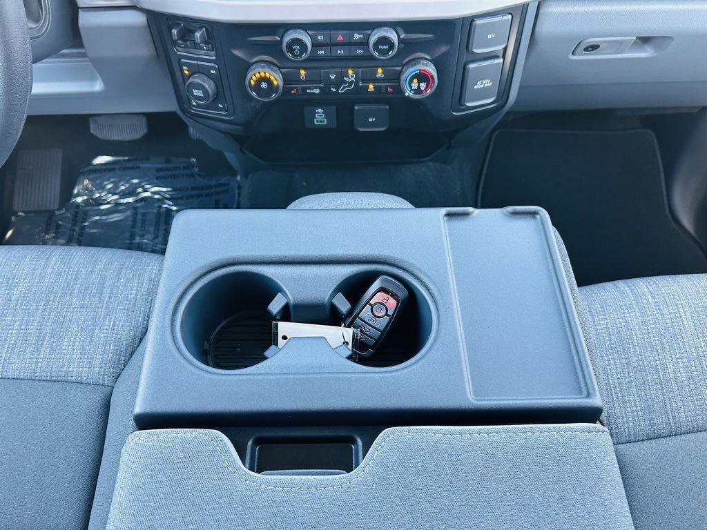 New 2026 Ford F250 XLT w/ XLT Premium Package image 27