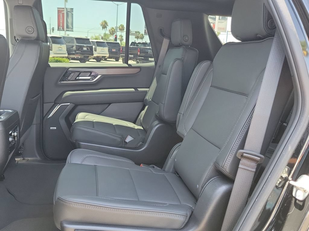 Used 2026 GMC Yukon Denali w/ Sun & Power Step Package AWD/4WD image 26