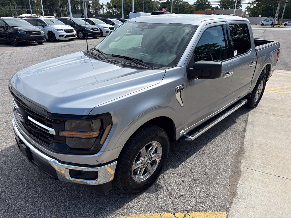 Used 2025 Ford F150 XLT w/ Equipment Group 301A Standard AWD/4WD image 10