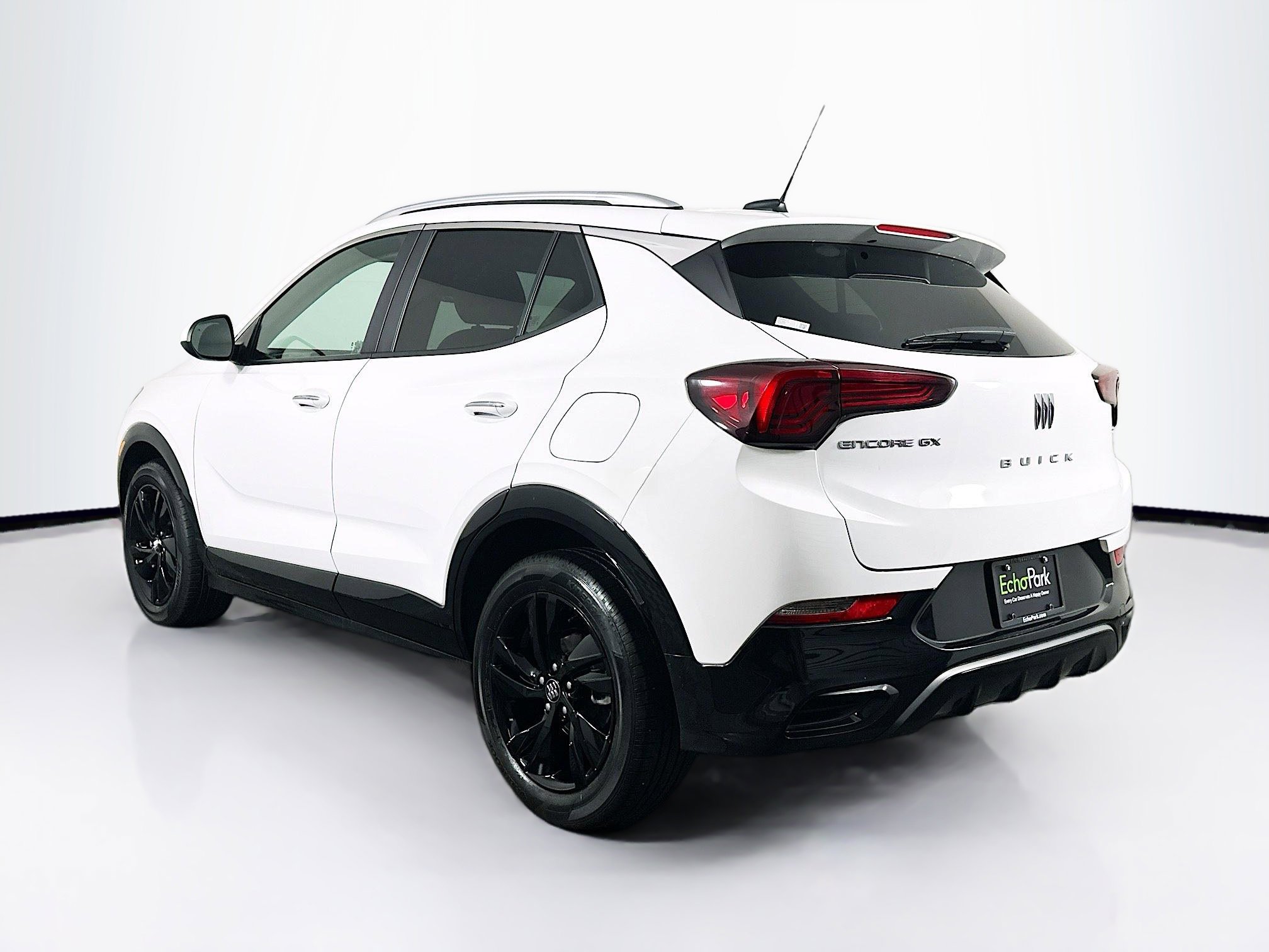 Used 2024 Buick Encore GX Sport Touring w/ Comfort Package image 5