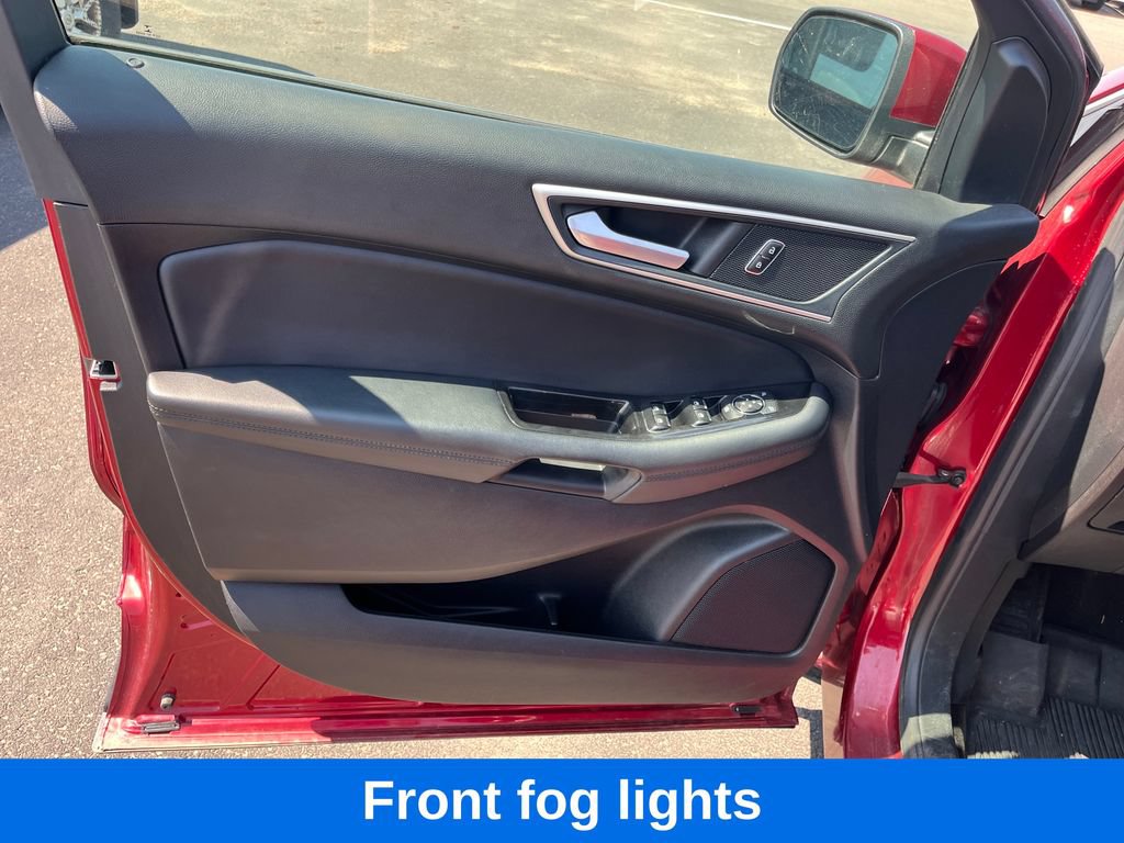 Used 2019 Ford Edge SEL w/ Cold Weather Package AWD/4WD image 11