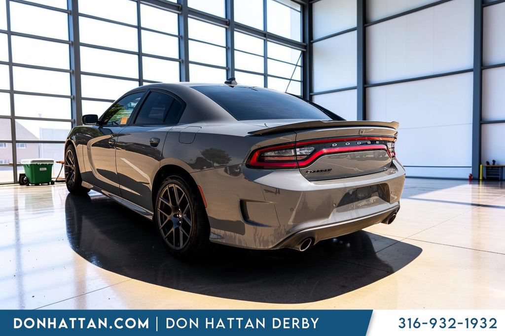 Used 2017 Dodge Charger R/T RWD image 29