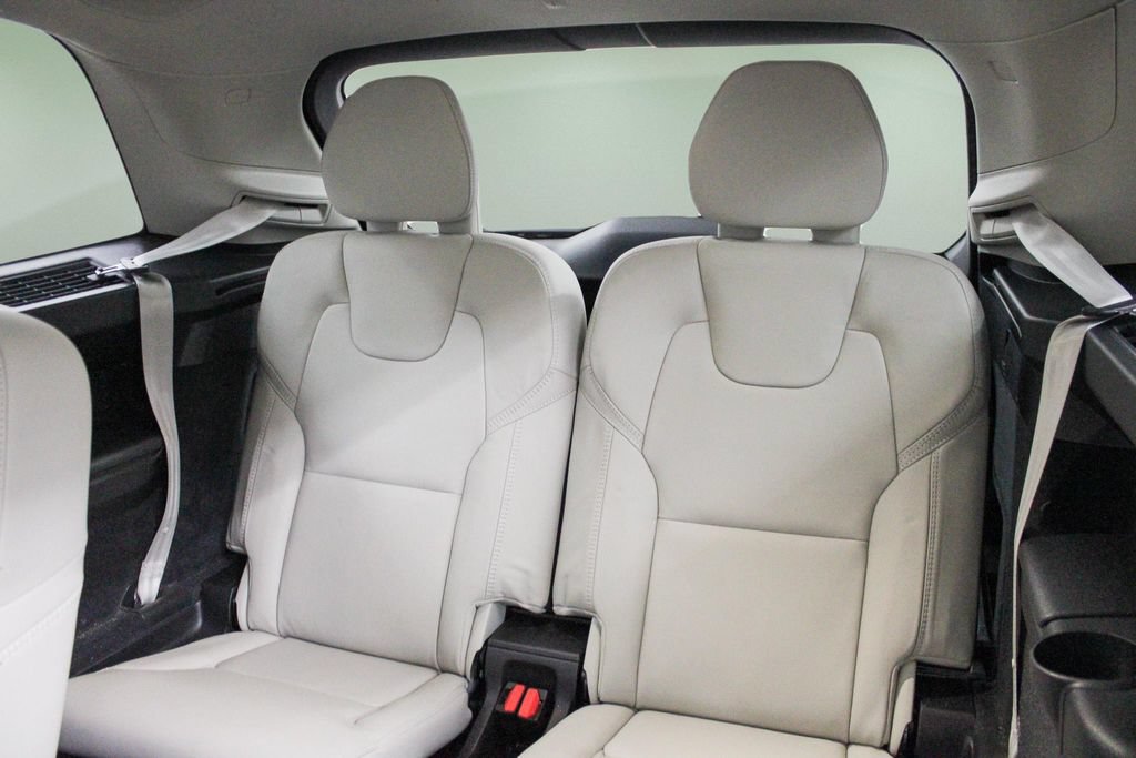Certified 2023 Volvo XC90 B6 Ultimate w/ Protection Package Premier AWD/4WD image 30