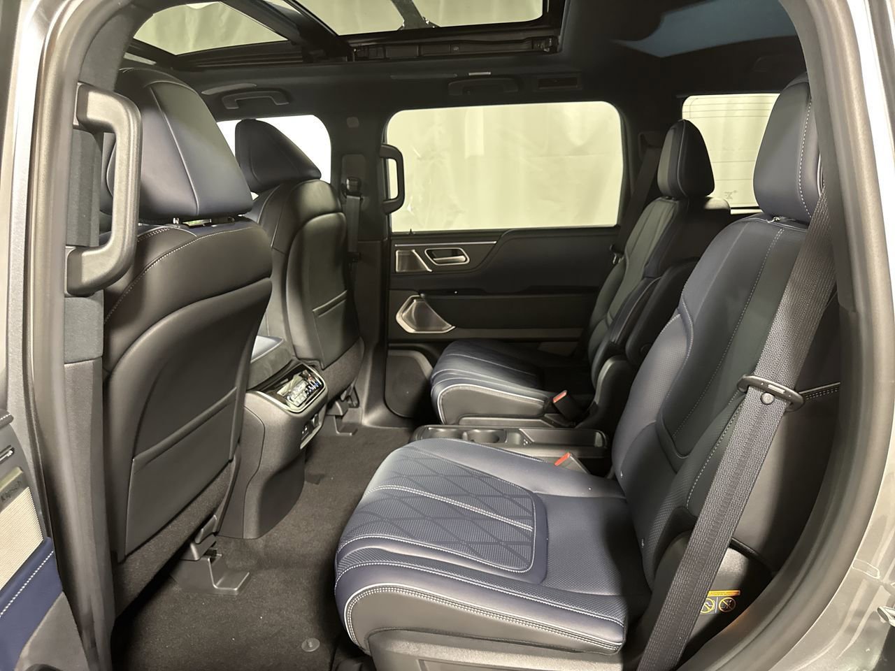 New 2026 INFINITI QX80 Sport w/ Sport Exterior Package image 28