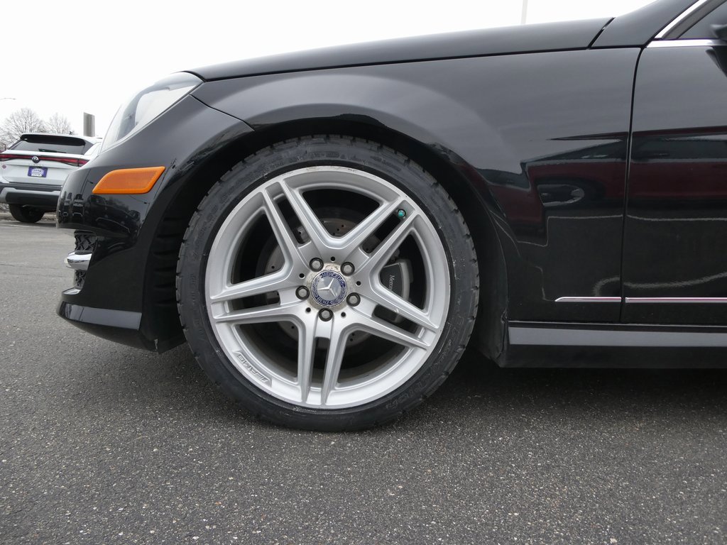 Used 2012 Mercedes-Benz C 300 4MATIC Sedan image 24