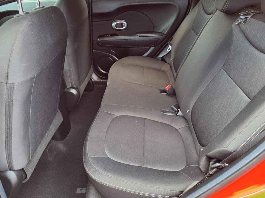 Used 2019 Kia Soul image 7