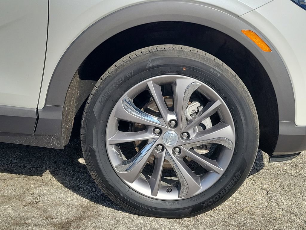 Used 2023 Buick Encore GX Essence w/ Experience Buick Package image 5