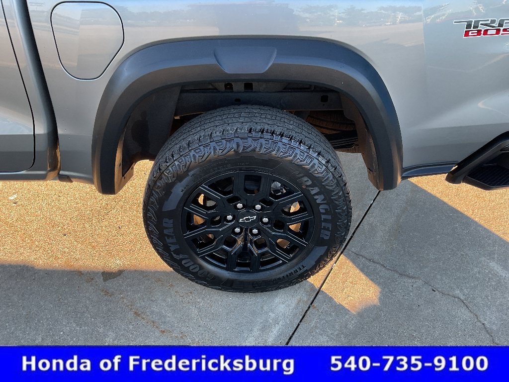 Used 2024 Chevrolet Colorado Trail Boss AWD/4WD image 10