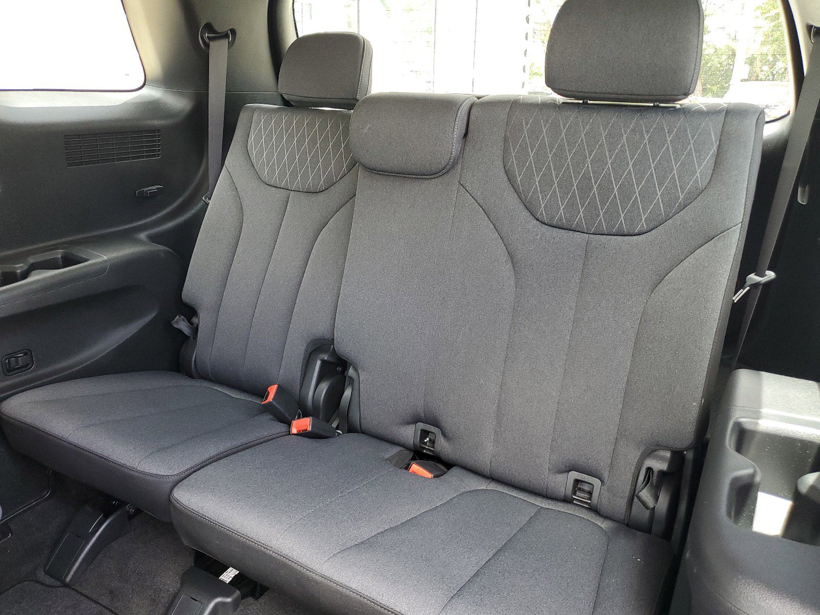 Used 2021 Hyundai Palisade SEL w/ Cargo Package image 12