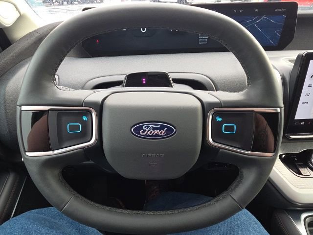 Used 2025 Ford Expedition Max Active image 37