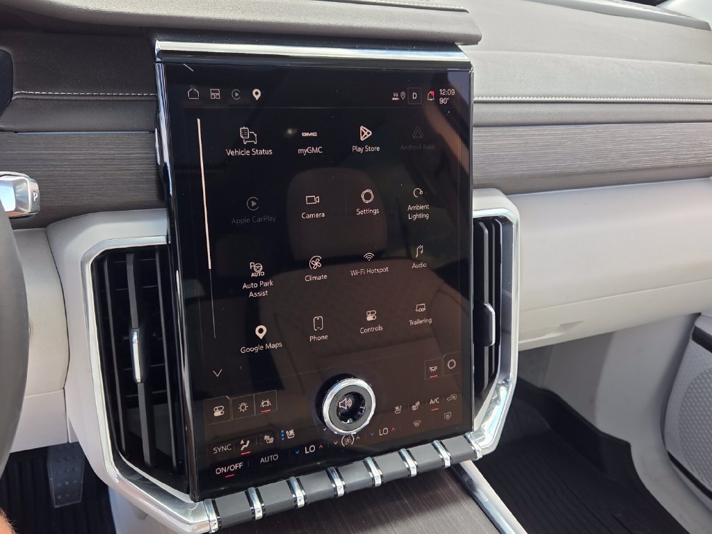 Certified 2025 GMC Acadia Denali w/ Super Cruise Package FWD image 22