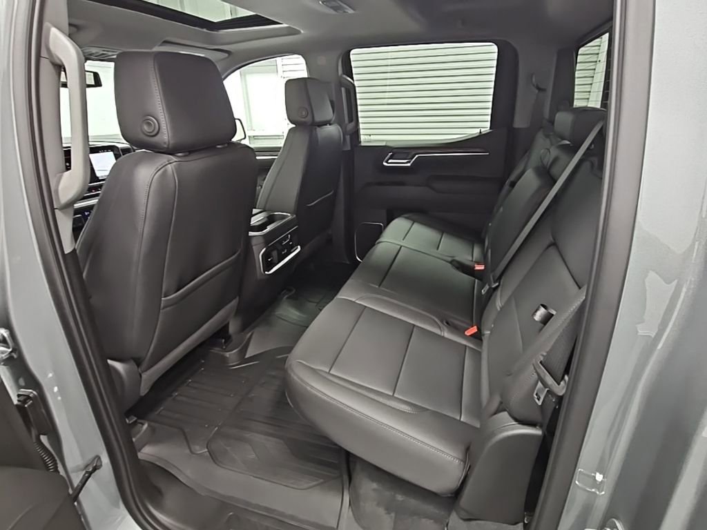 New 2026 GMC Sierra 1500 SLT w/ SLT Premium Plus Package image 35