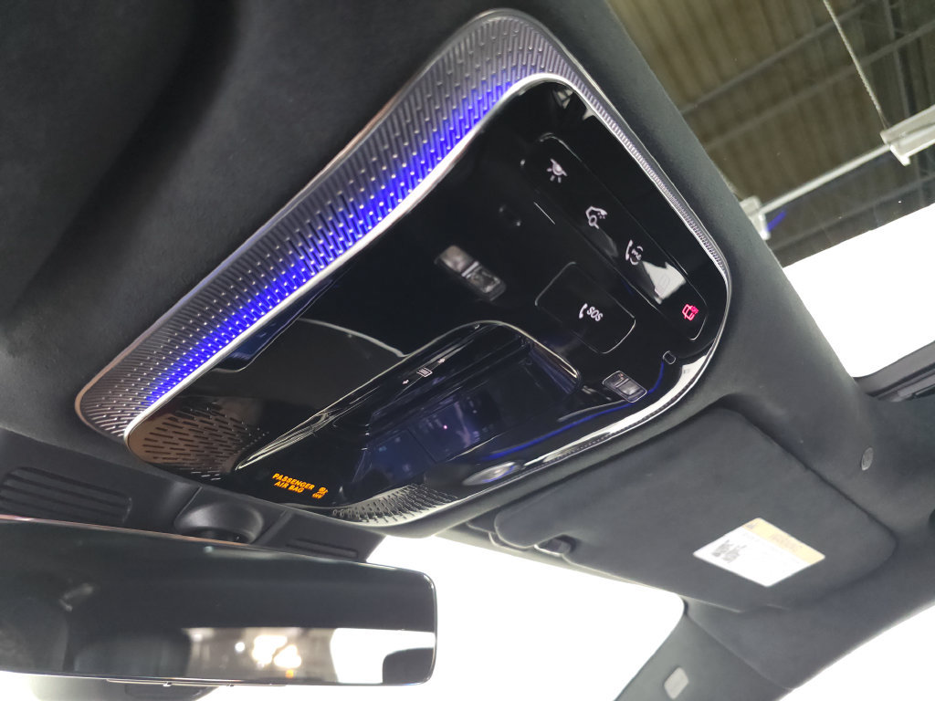 Used 2025 Mercedes-Benz S 63 AMG S image 24