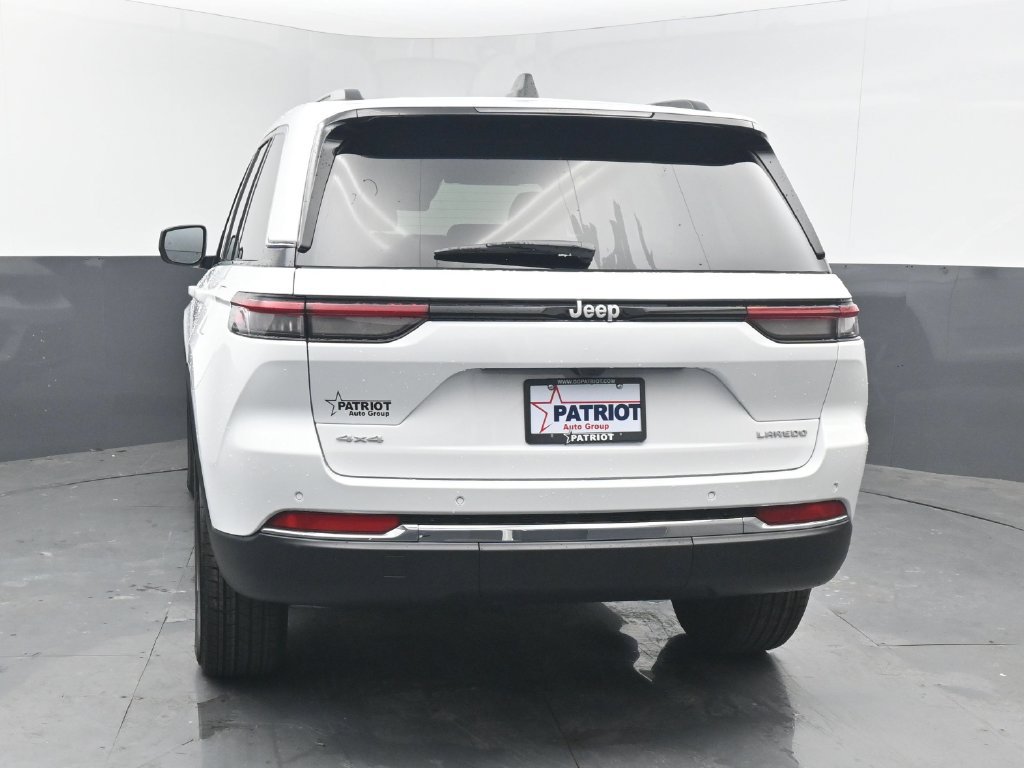New 2027 Jeep Grand Cherokee Laredo X AWD/4WD image 25