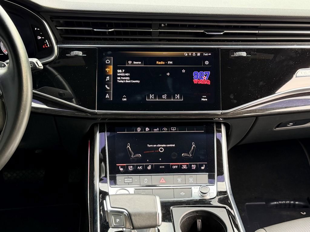 Used 2020 Audi Q8 Premium Plus AWD/4WD image 19