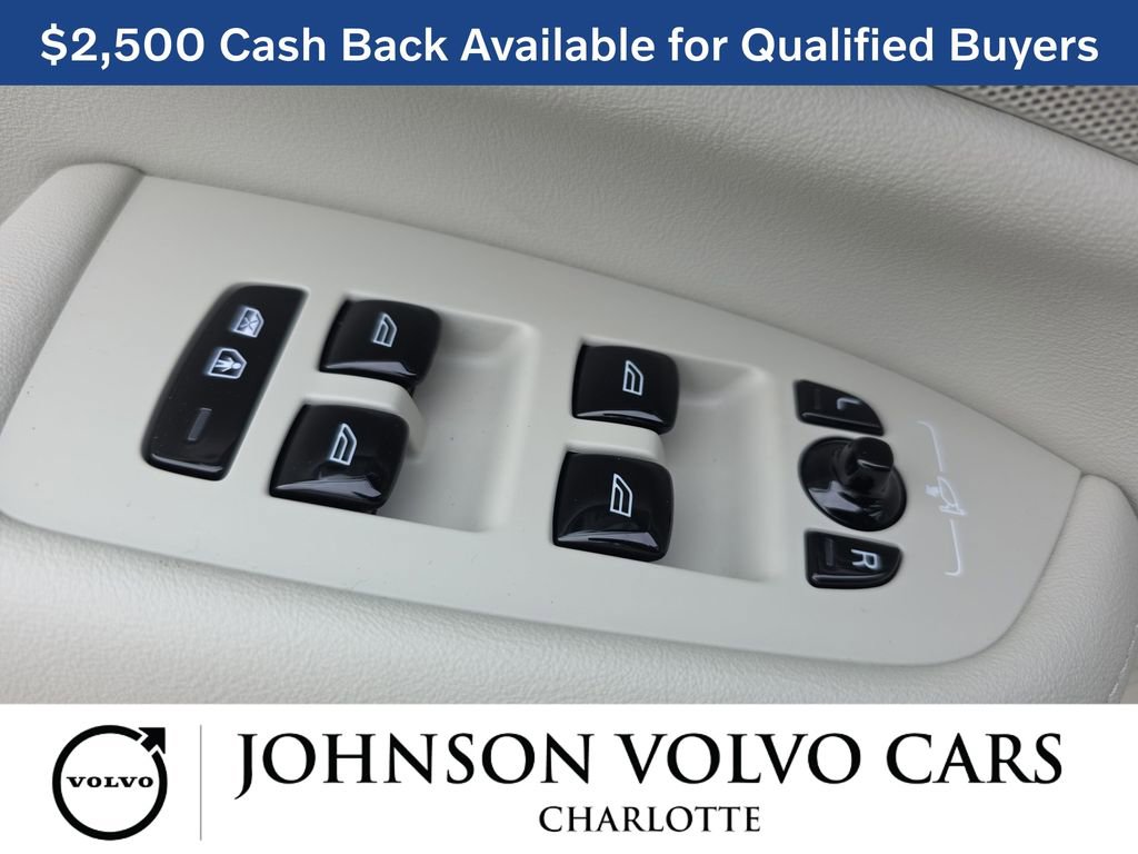 New 2026 Volvo XC90 B6 Ultra w/ Protection Package image 32